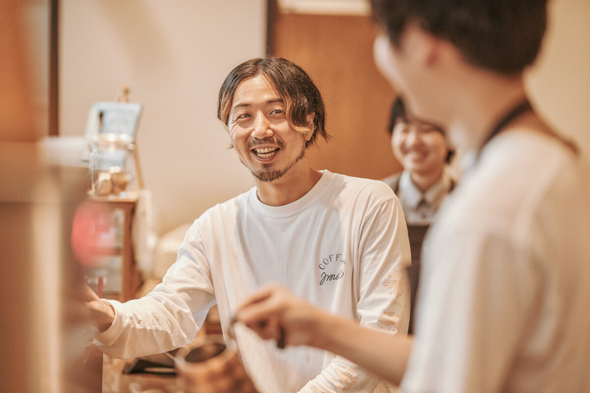 來自日本的精品咖啡烘焙機：IMOM COFFEE ROASTERS 08
